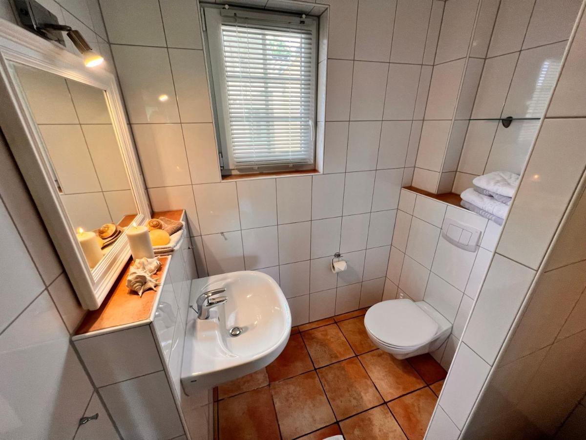Ferienhaus Anna - rechte Seite Dranske Exterior foto